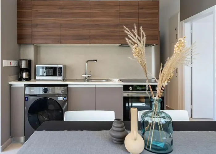 Cloudwalk 1- Bedroom In Lárnaca